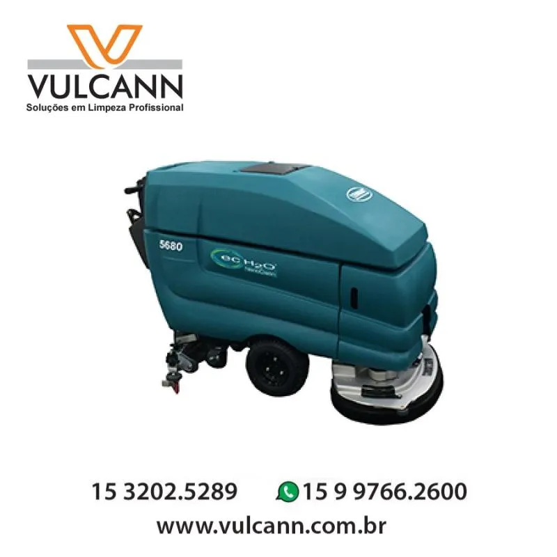 Equipamentos para limpeza de piso industrial